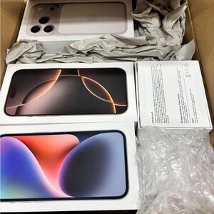 Iphone 17 pro max en stock 
dm for more info